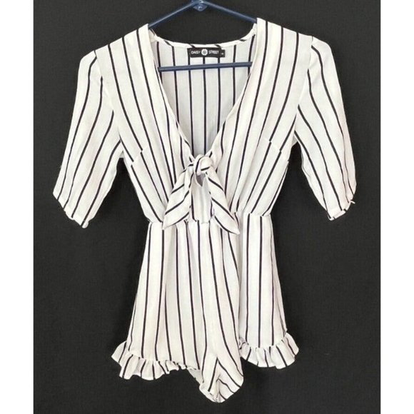 Daisy Street Romper Black and White Stripe Frill Hem And Tie Front Size UK6 - Picture 1 of 9